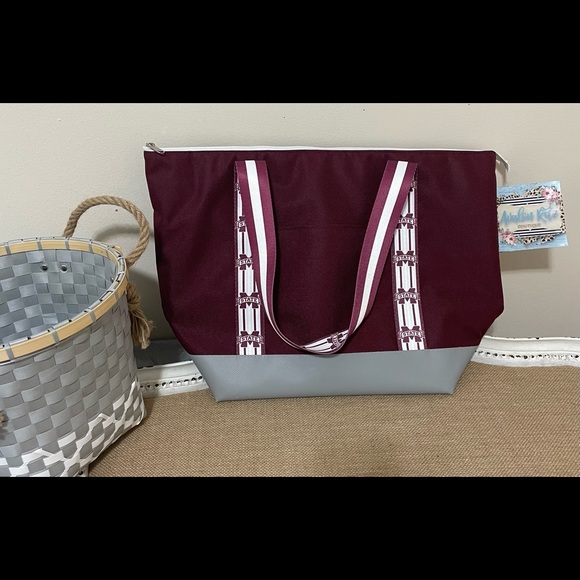 ❤️🎉RESTOCK!! Mississippi State MSU Large Insulated Cooler Tote - Picture 2 of 2